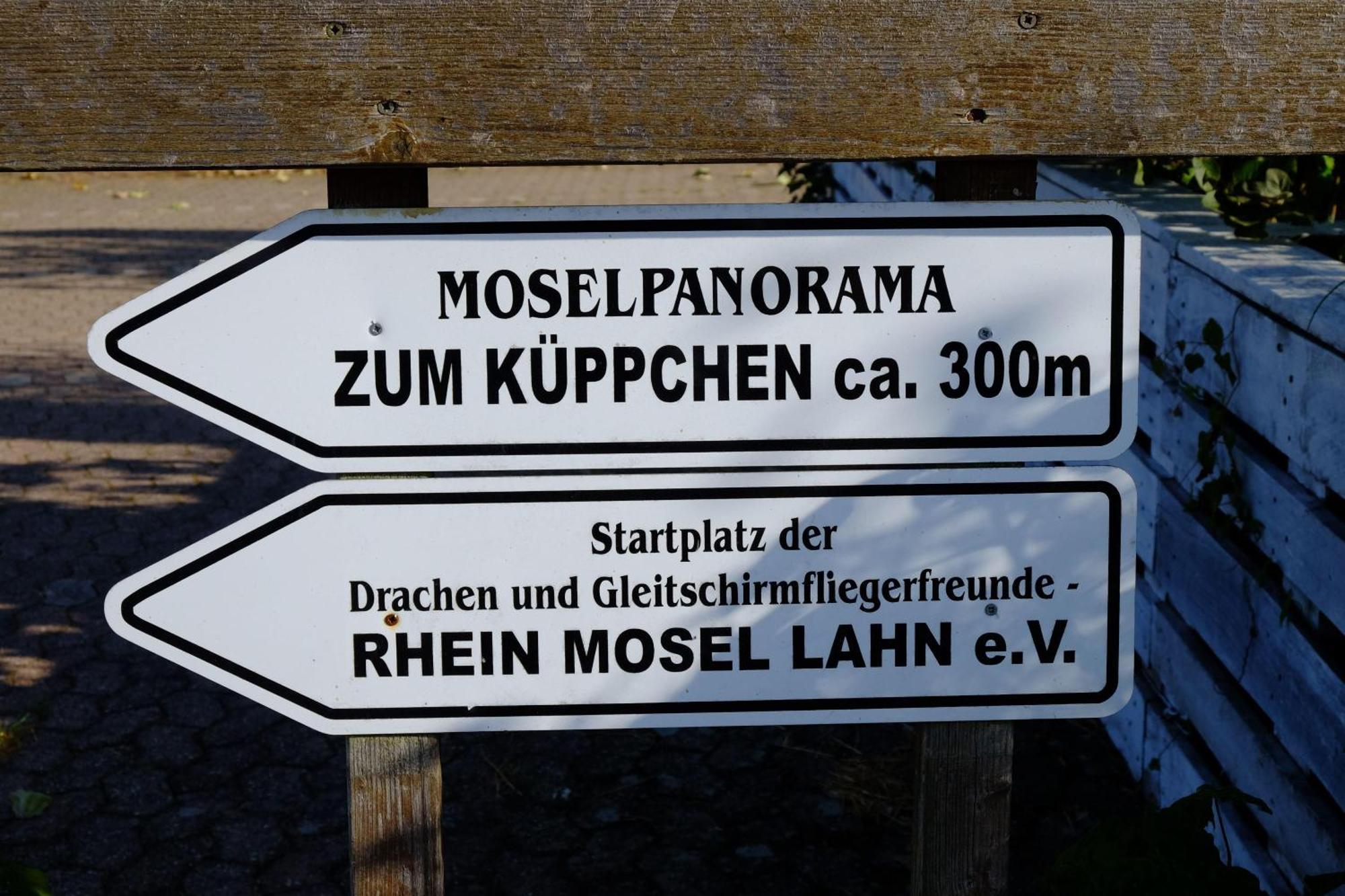 Ferienwohnung-Zum-Kueppchen Münstermaifeld エクステリア 写真